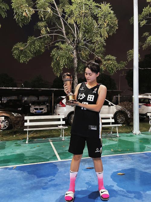 广西篮球女孩直播间视频_广西女子篮球赛视频直播