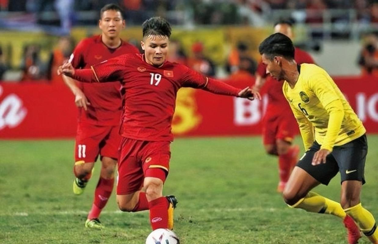 足球中国与越南比赛直播