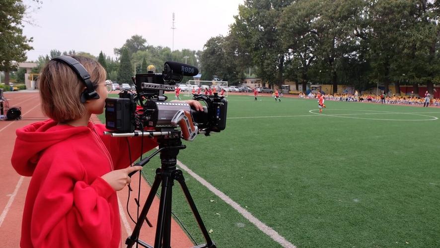 足球高空直播摄影机怎么用